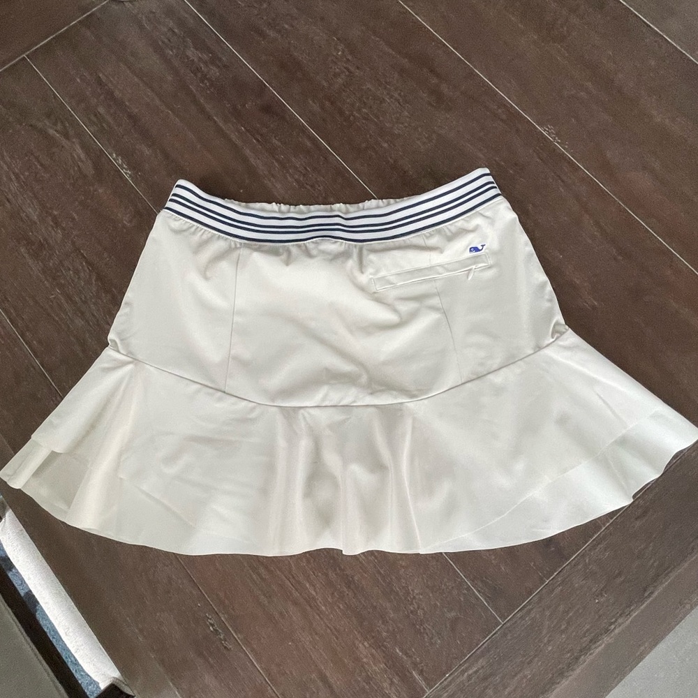 Vineyard vines athletic skirt